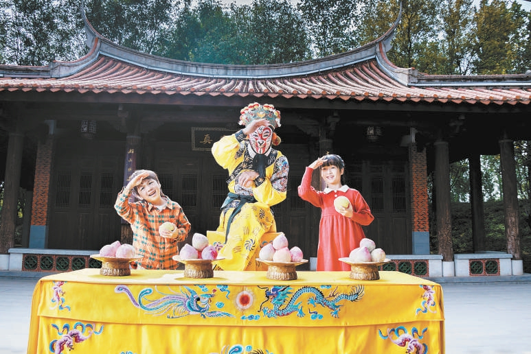 　中国戏曲文化周将上演的部分戏曲剧照。