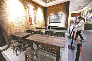 展览对长辛店劳动补习学校的场景进行了还原.png