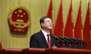 1月6日上午，市十五届人大五次会议隆重开幕，市长陈吉宁作北京市人民政府工作报告。