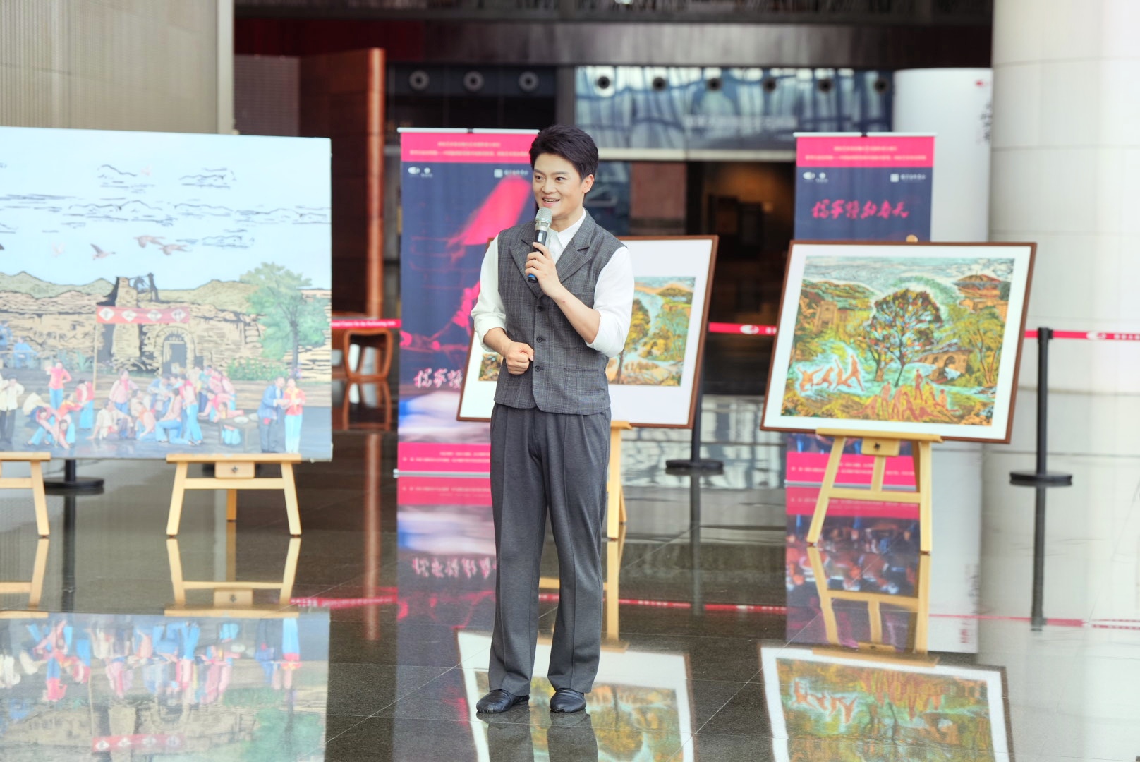 《杨家岭的春天》展现文艺经典新风貌