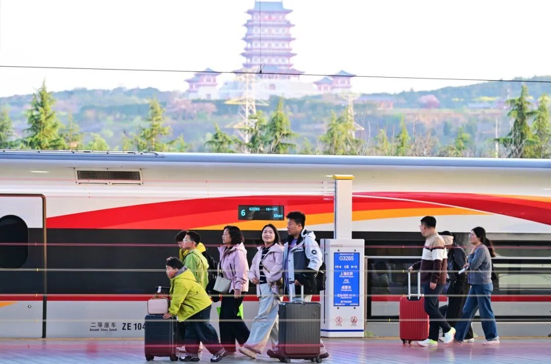 铁路清明假期运输今日启动