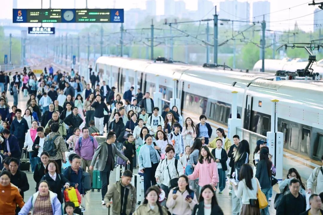 铁路清明假期运输今日启动