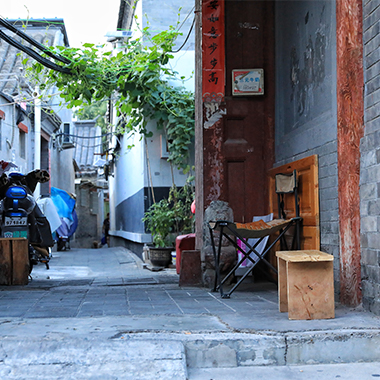 傍晚的京城胡同