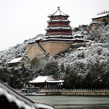 立冬迎瑞雪如诗如画