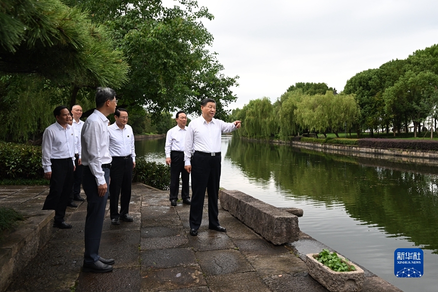 9月20日至21日，中共中央总书记、国家主席、中央军委主席习近平在浙江考察。这是20日下午，习近平在绍兴市浙东运河文化园考察。