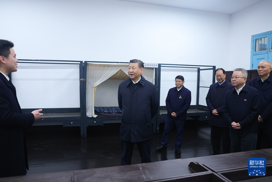 3月18日至21日，中共中央总书记、国家主席、中央军委主席习近平在湖南考察。这是18日下午，习近平在湖南第一师范学院（城南书院校区）考察。