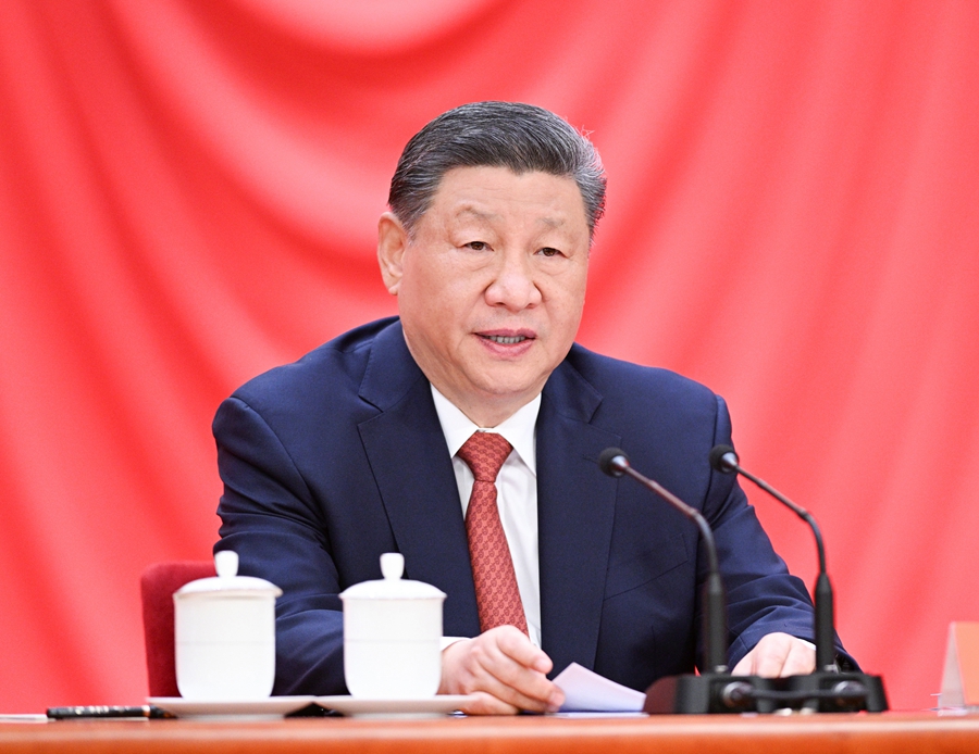 4月28日，庆祝中华全国总工会成立100周年暨全国劳动模范和先进工作者表彰大会在北京人民大会堂隆重举行。中共中央总书记、国家主席、中央军委主席习近平出席大会并发表重要讲话。