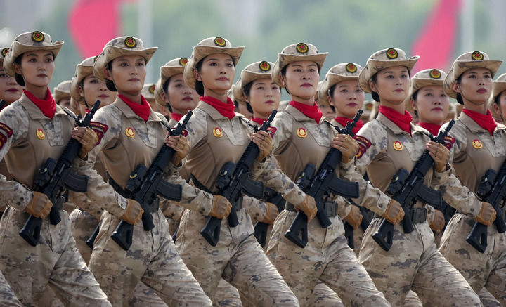 2025年9月3日，纪念中国人民抗日战争暨世界反法西斯战争胜利80周年大会在北京隆重举行。这是民兵方队接受检阅。