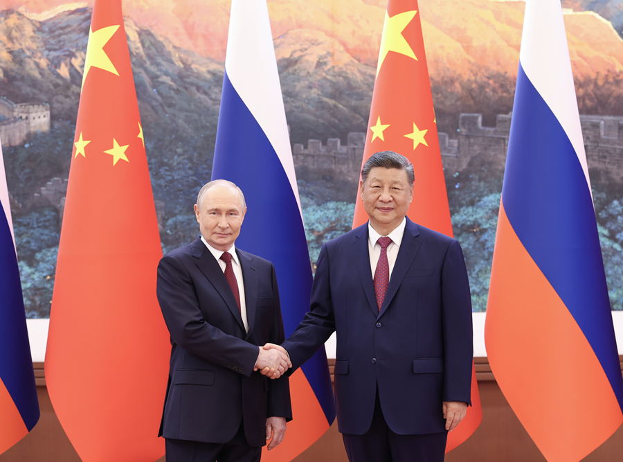 5月20日上午,国家主席习近平在北京人民大会堂同来华进行国事访问的俄罗斯总统普京举行会谈。 5月20日上午,国家主席习近平在北京人民大会堂同来华进行国事访问的俄罗斯总统普京举行会谈。