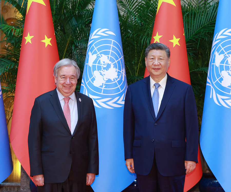 7月17日下午,国家主席习近平在上海西郊宾馆会见来华出席2026世界人工智能大会暨人工智能全球治理高级别会议的联合国秘书长古特雷斯。 7月17日下午,国家主席习近平在上海西郊宾馆会见来华出席2026世界人工智能大会暨人工智能全球治理高级别会议的联合国秘书长古特雷斯。
