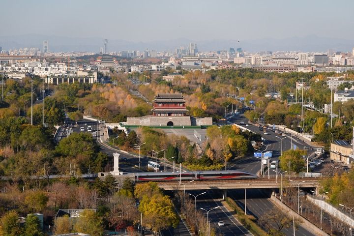 北京中轴线和城市景观(2025年11月13日摄)。 北京中轴线和城市景观(2025年11月13日摄)。
