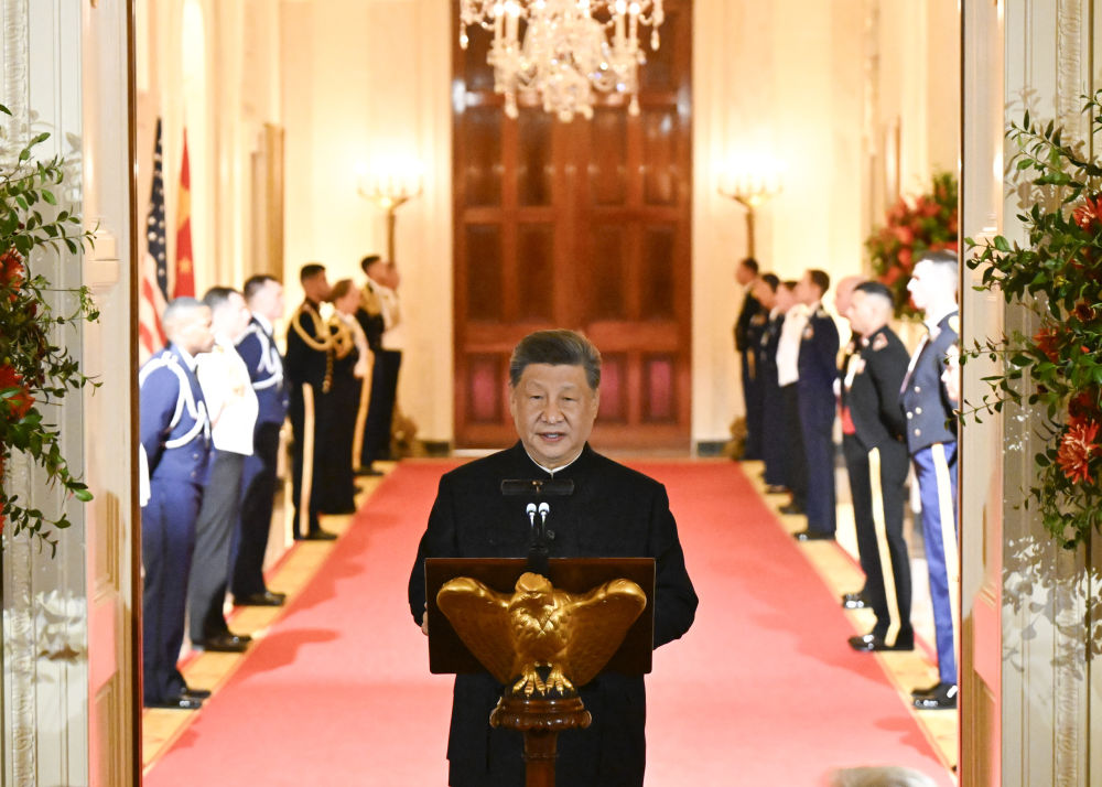 习近平和彭丽媛出席特朗普总统夫妇举行的欢迎宴会
