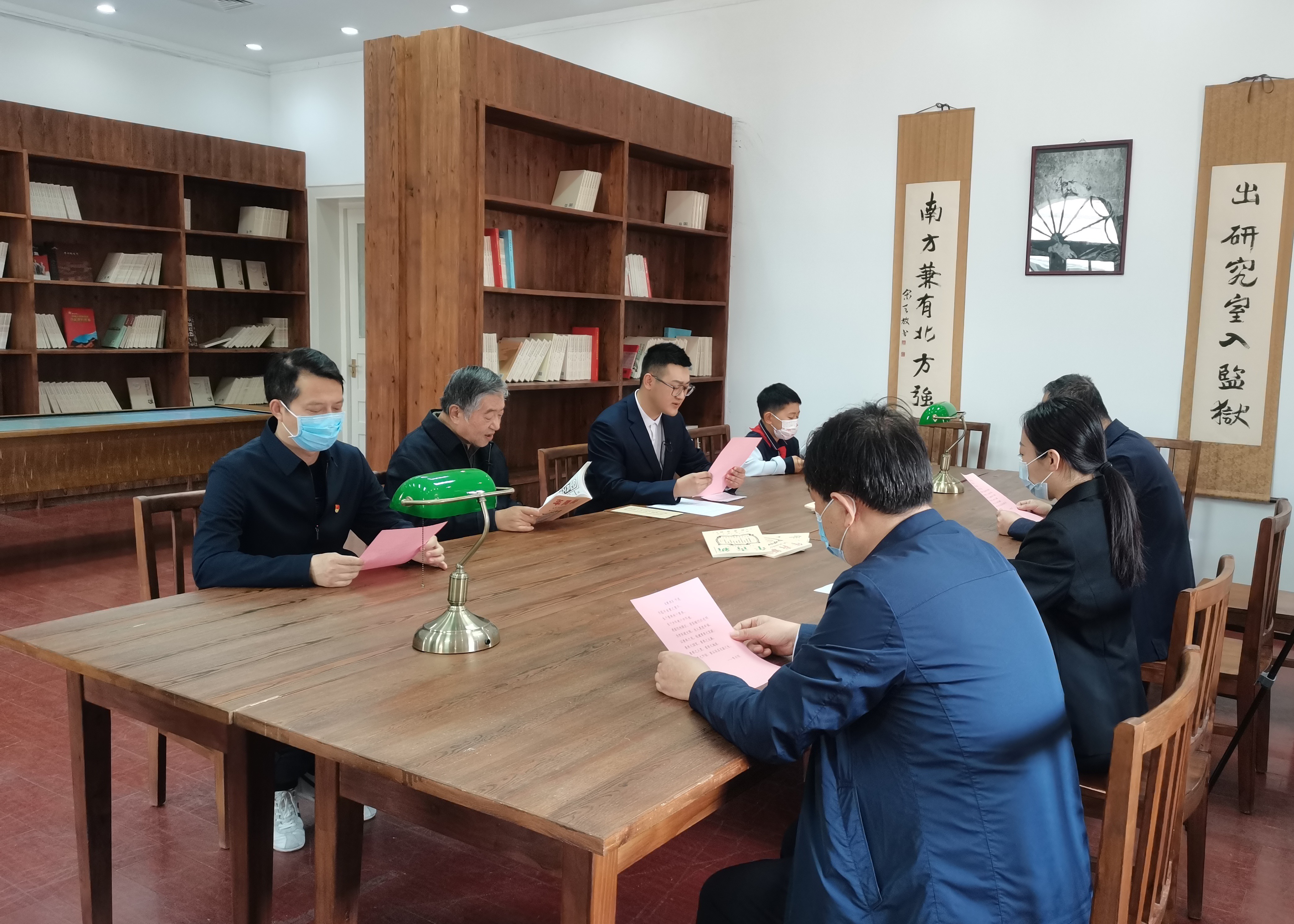 品读红色经典 阅读点亮人生——东城区红色经典读书会活动在北大二院旧址举办