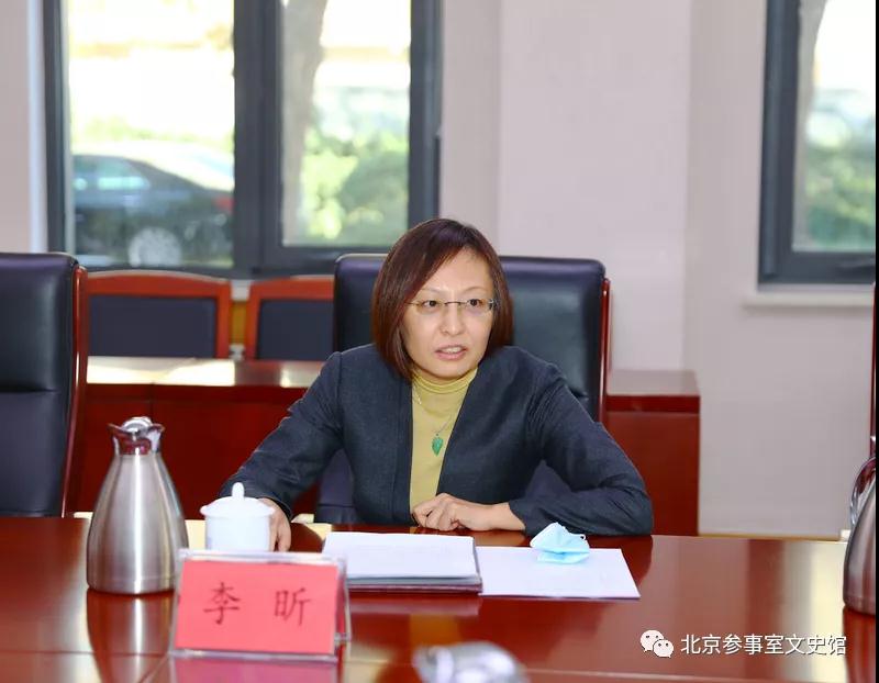 全国政协副主席、民进中央常务副主席刘新成到市政府参事室(市文史馆)调研座谈