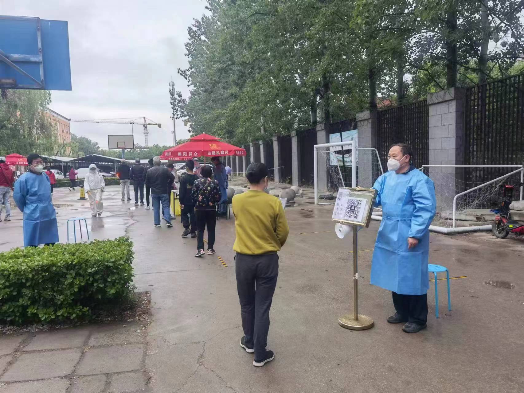 携手抗疫 攻克艰难 市人防办第二批下沉干部支援社区疫情防控