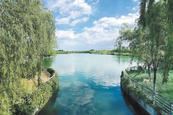 “团九二期”工程进水口外侧水面开阔。 “团九二期”工程进水口外侧水面开阔。