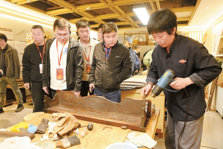 4月8日至12日，北京市人力资源和社会保障局举办“北京市第六期高技能人才国情市情研修班”。