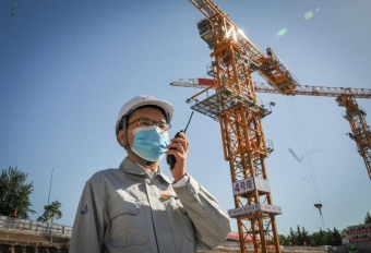 刘海龙：廿载耕耘 奋楫笃行