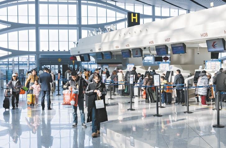 春节期间大兴机场创开航以来单日客流新纪录。 春节期间大兴机场创开航以来单日客流新纪录。