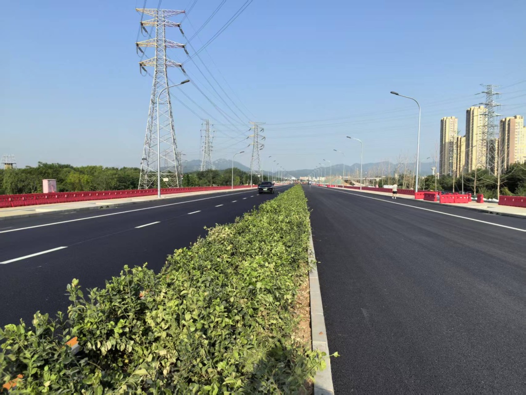 通车、固堤、焕新!永定河堤防再“升级” 通车、固堤、焕新!永定河堤防再“升级”