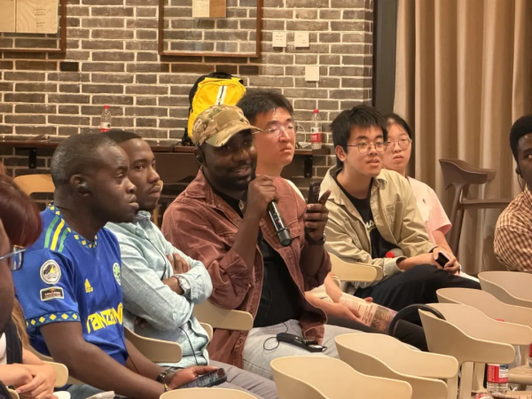“用展览搭建文明交流互鉴的桥梁”主题授课活动在清华大学举办
