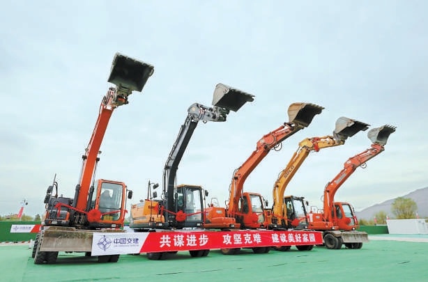 4月20日，昌平流村镇受灾村庄迁建项目开工建设，施工单位在确保工程质量的前提下，将加快工程进度，确保项目按期竣工投用。
