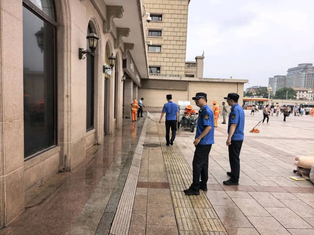 防汛进行时 北京市重点站区全力应对强降雨天气 防汛进行时 北京市重点站区全力应对强降雨天气