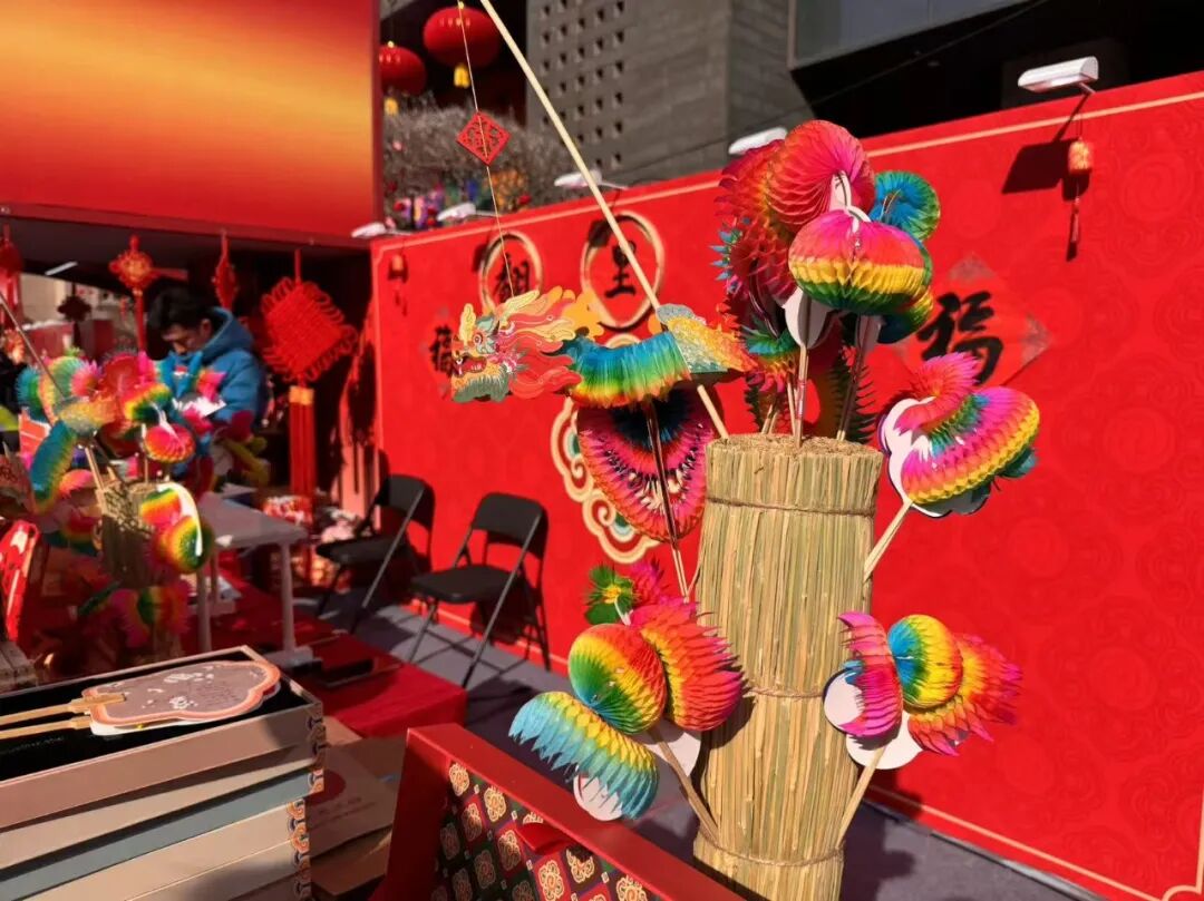 “状元工坊”摊位 “状元工坊”摊位