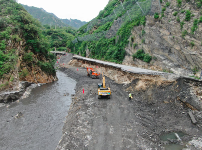房山区进入大安山乡唯一生命通道打通