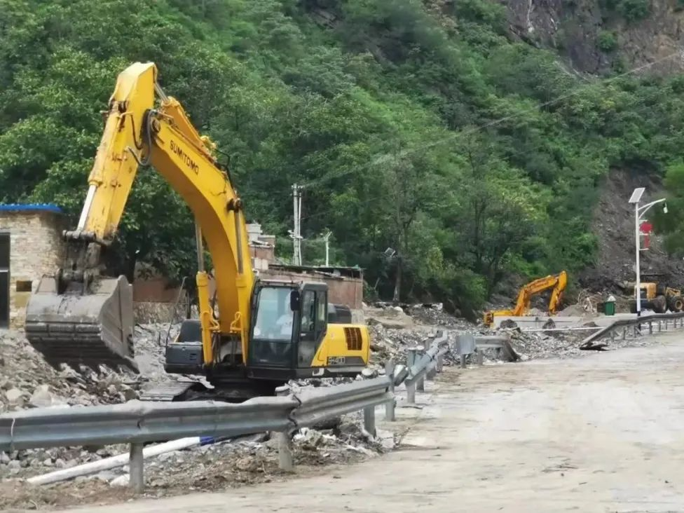 房山区河道清理转向深山区沟道 月底前全面完成！