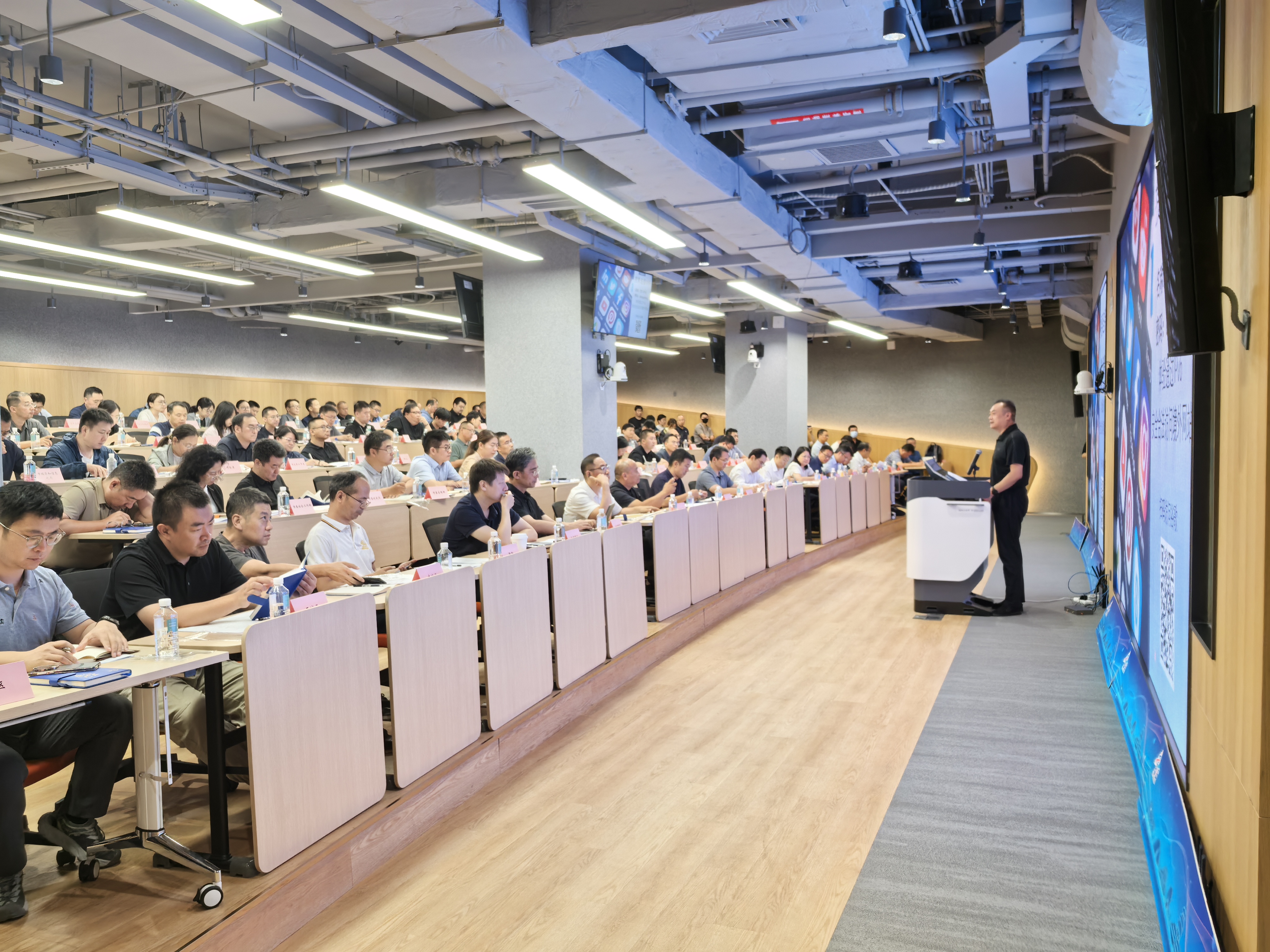 市委机要局、北京银行等作经验分享