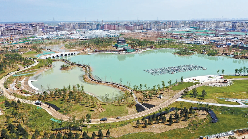 建设中的金湖公园。