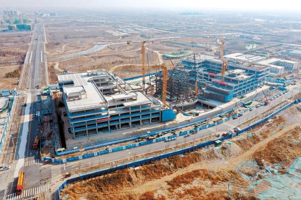 雄安新区，中国电信智慧城市产业园项目建设工地。