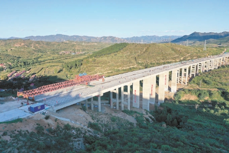 建设中的延崇高速公路赤城支线