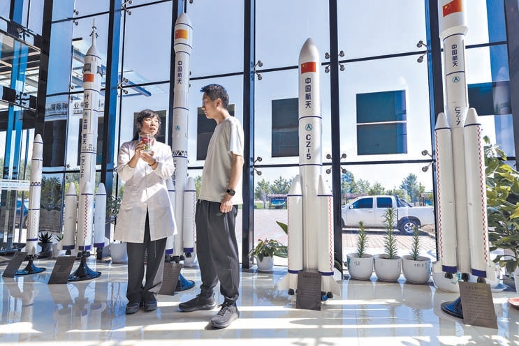 位于通州区于家务乡的神舟绿鹏农业科技有限公司，专门从事航天育种技术研发、新品种培育和产业示范推广。