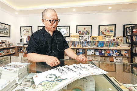 刘恩东和他“藏书”的锦熹大运河故事书店。