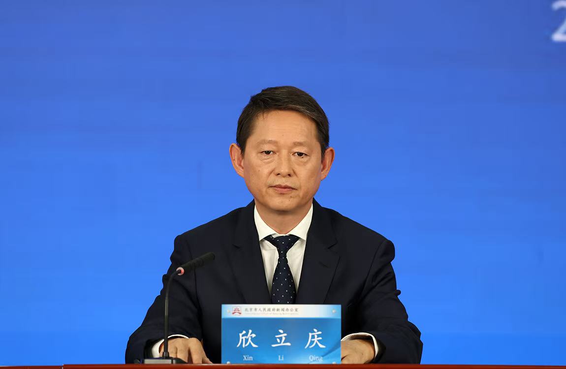 京密快速路也就是京密一期今年7月份已经通车了，通车后社会反响积极，那请问京密二期和三期现在进展怎么样了，开通后又会对北部地区有哪些提升呢？