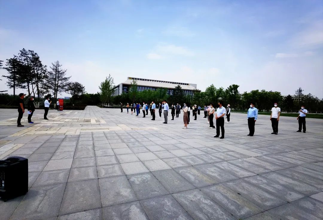 市直机关共青团“喜迎二十大、深学青运史、永远跟党走”主题团日活动启动