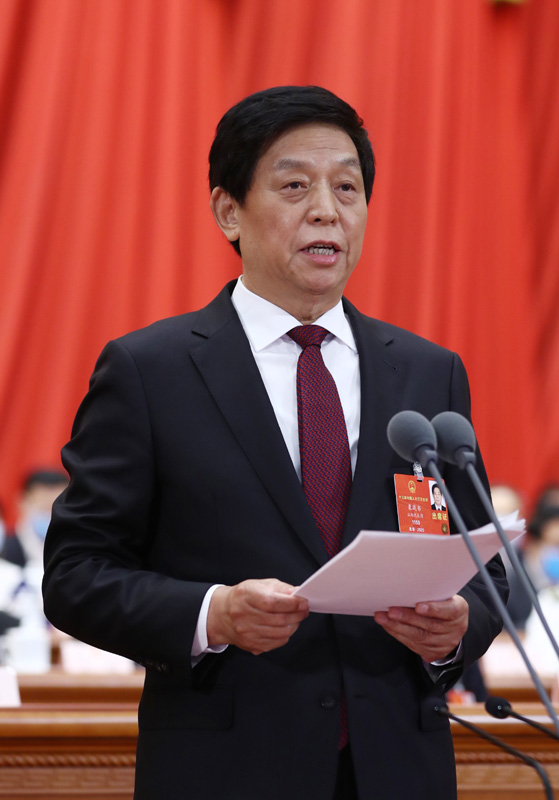 5月28日，第十三届全国人民代表大会第三次会议在北京人民大会堂闭幕。大会主席团常务主席、执行主席栗战书主持闭幕会并发表讲话。