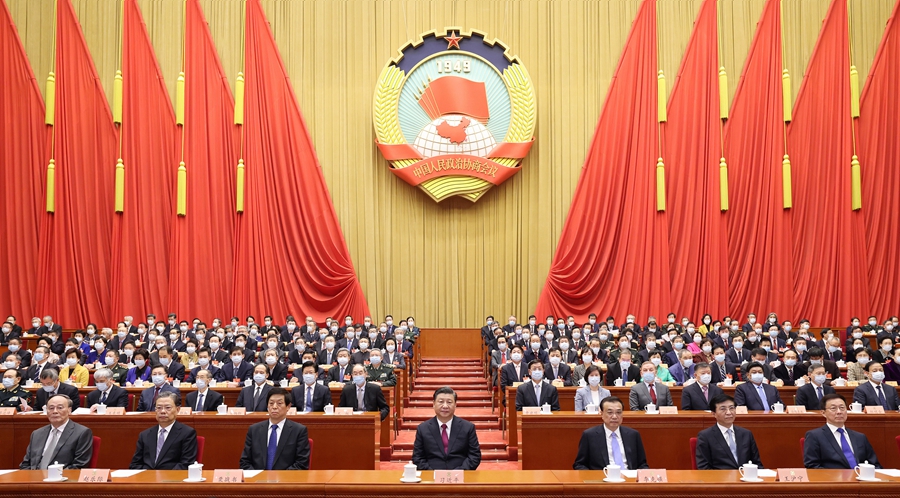 3月10日，中国人民政治协商会议第十三届全国委员会第四次会议在北京闭幕。习近平、李克强、栗战书、王沪宁、赵乐际、韩正、王岐山等在主席台就座，汪洋主持闭幕会并发表讲话。