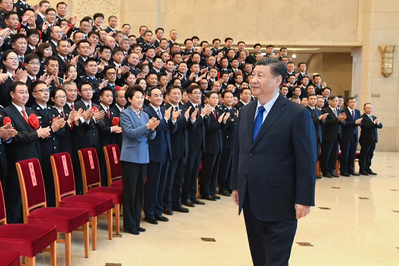 3月29日，党和国家领导人习近平、王沪宁、赵乐际等在北京会见全国扫黑除恶专项斗争总结表彰大会代表。