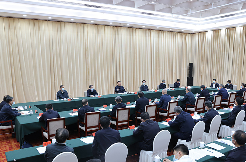 5月14日上午，中共中央总书记、国家主席、中央军委主席习近平在河南省南阳市主持召开推进南水北调后续工程高质量发展座谈会并发表重要讲话。