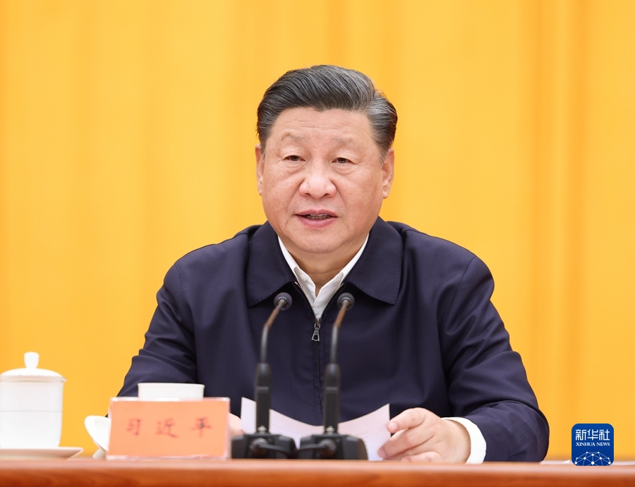 10月13日至10月14日，中央人大工作会议在北京召开。中共中央总书记、国家主席、中央军委主席习近平出席会议并发表重要讲话。