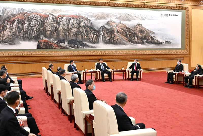 1月29日，习近平、汪洋、韩正等在北京人民大会堂同党外人士欢聚一堂，共迎佳节。