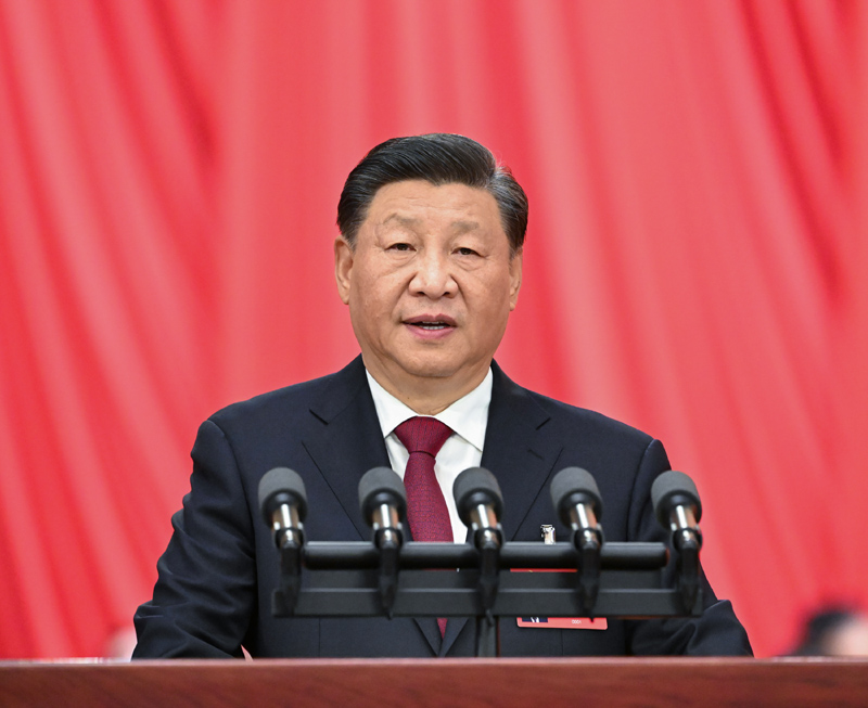 10月16日，中国共产党第二十次全国代表大会在北京人民大会堂开幕。习近平代表第十九届中央委员会向大会作报告。