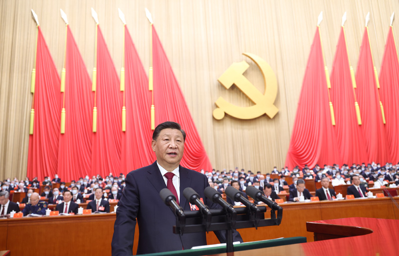 10月16日，中国共产党第二十次全国代表大会在北京人民大会堂开幕。习近平代表第十九届中央委员会向大会作报告。