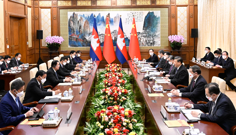 2月10日，国家主席习近平在北京钓鱼台国宾馆会见柬埔寨首相洪森。