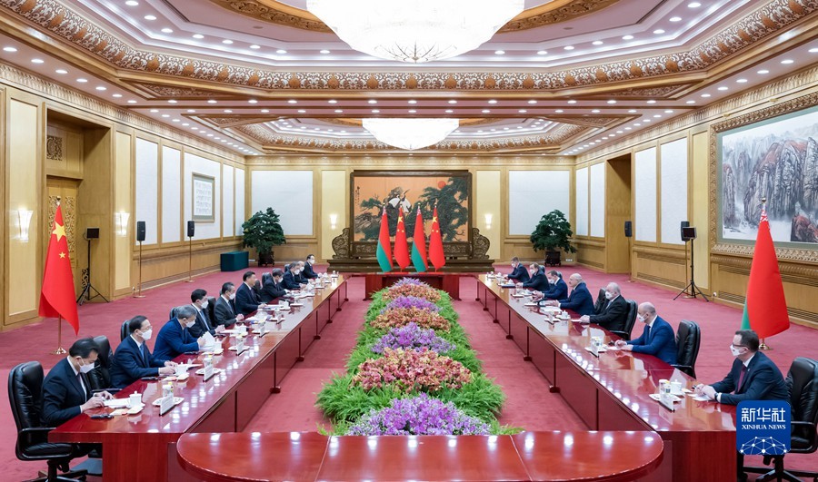 3月1日，国家主席习近平在北京人民大会堂同来华进行国事访问的白俄罗斯总统卢卡申科举行会谈。
