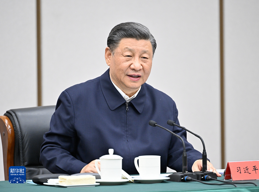5月10日，中共中央总书记、国家主席、中央军委主席习近平在河北省雄安新区考察，并主持召开高标准高质量推进雄安新区建设座谈会。这是10日下午，习近平主持召开高标准高质量推进雄安新区建设座谈会并发表重要讲话。