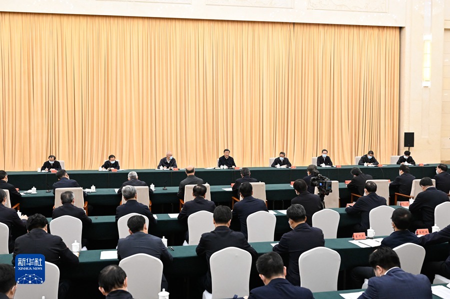 5月11日至12日，中共中央总书记、国家主席、中央军委主席习近平在河北考察，并主持召开深入推进京津冀协同发展座谈会。这是12日下午，习近平在石家庄市主持召开深入推进京津冀协同发展座谈会并发表重要讲话。
